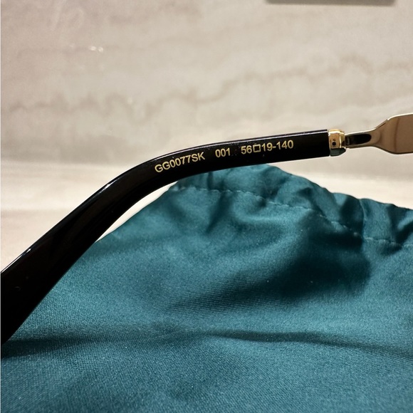 Gucci sunglasses - Picture 3 of 7